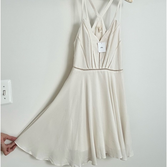 Silence + Noise by Urban Outfitters Ivory Dress NWT! Size 8 - Picture 4 of 15